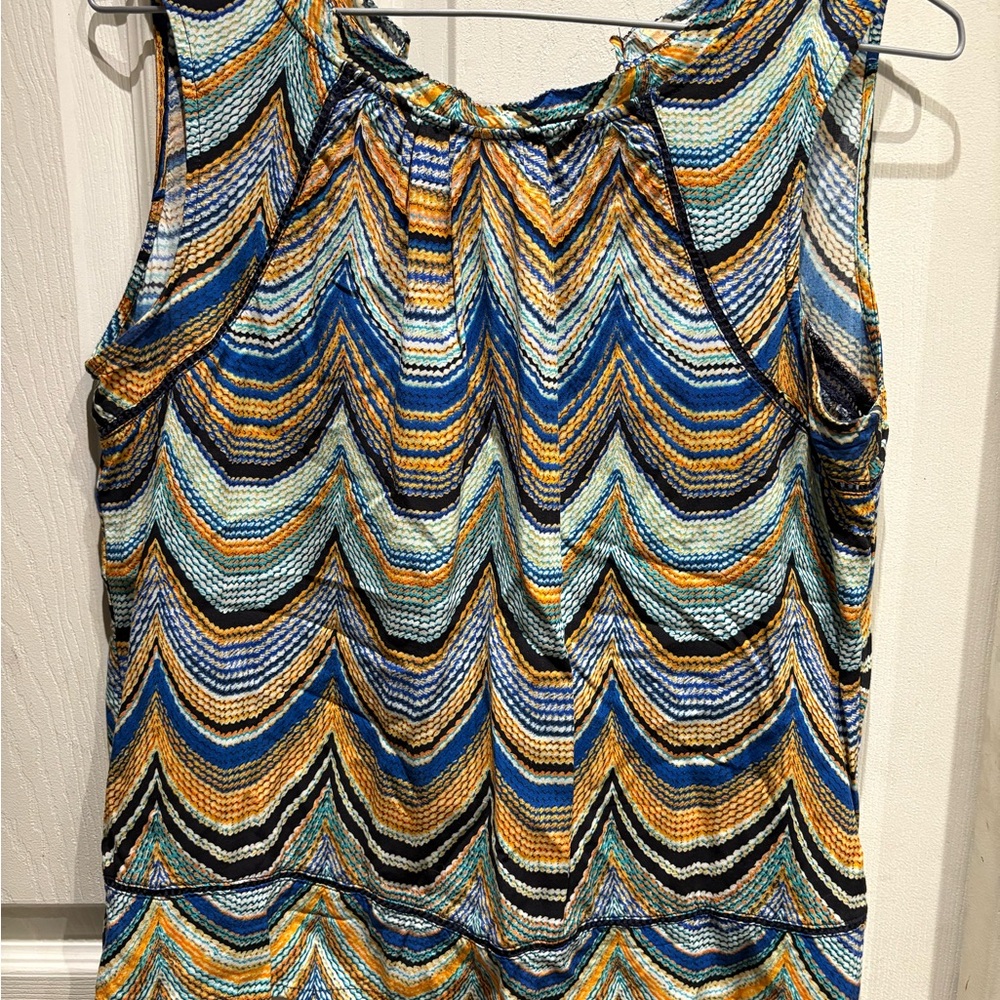 Chevron Pattern Sleeveless Top - Blue and Gold